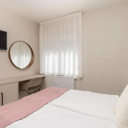 Awesome In With House Sea View * Polje (Krk)