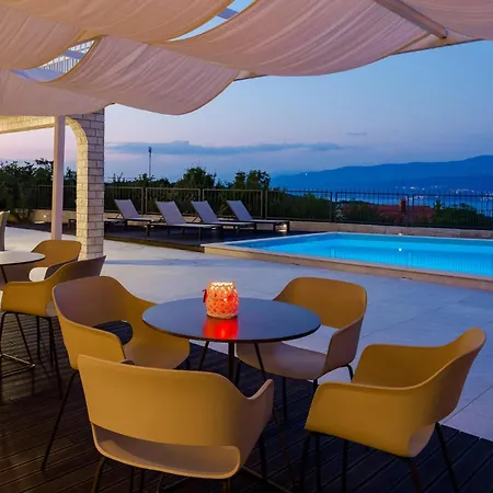 Awesome In With House Sea View Holiday home Polje (Krk)