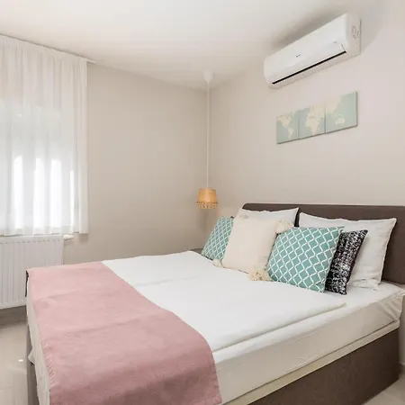 Awesome In With House Sea View * Polje (Krk)