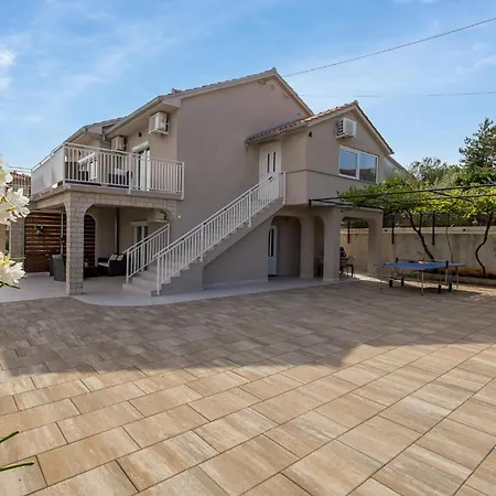 Awesome In With House Sea View Holiday home *