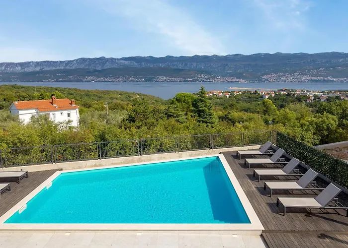 Holiday home Stunning In With Wifi Polje (Krk)
